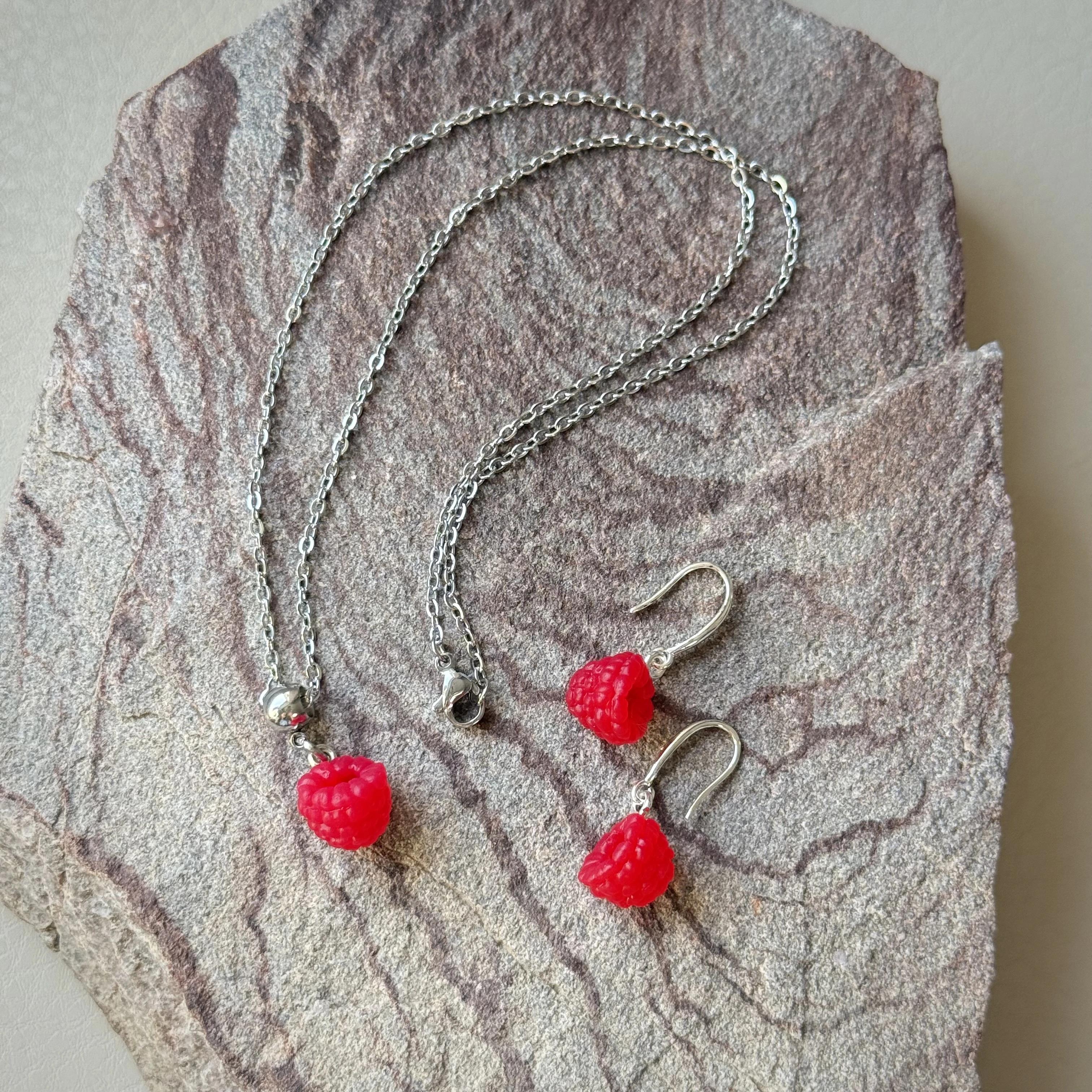 Raspberry Necklace